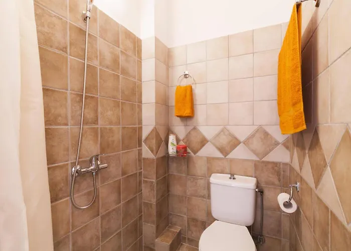 Villa Victor By Gardeládes