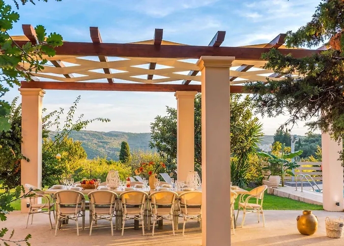 Victor By * Gardeládes