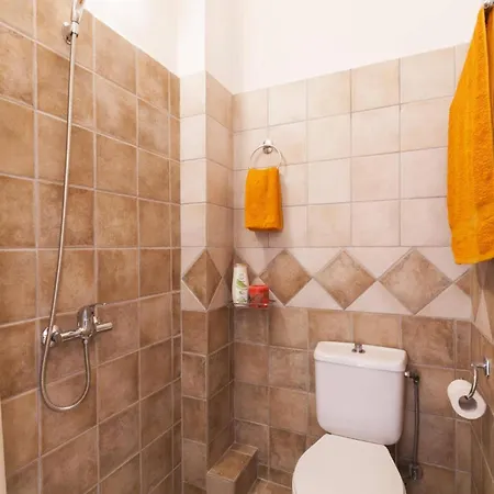 Villa Victor By Gardeládes